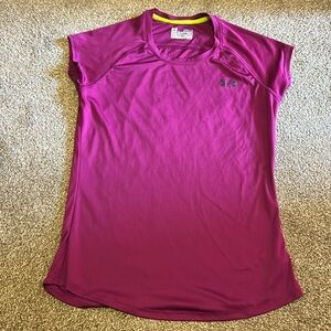 Women’s Under Armor tee